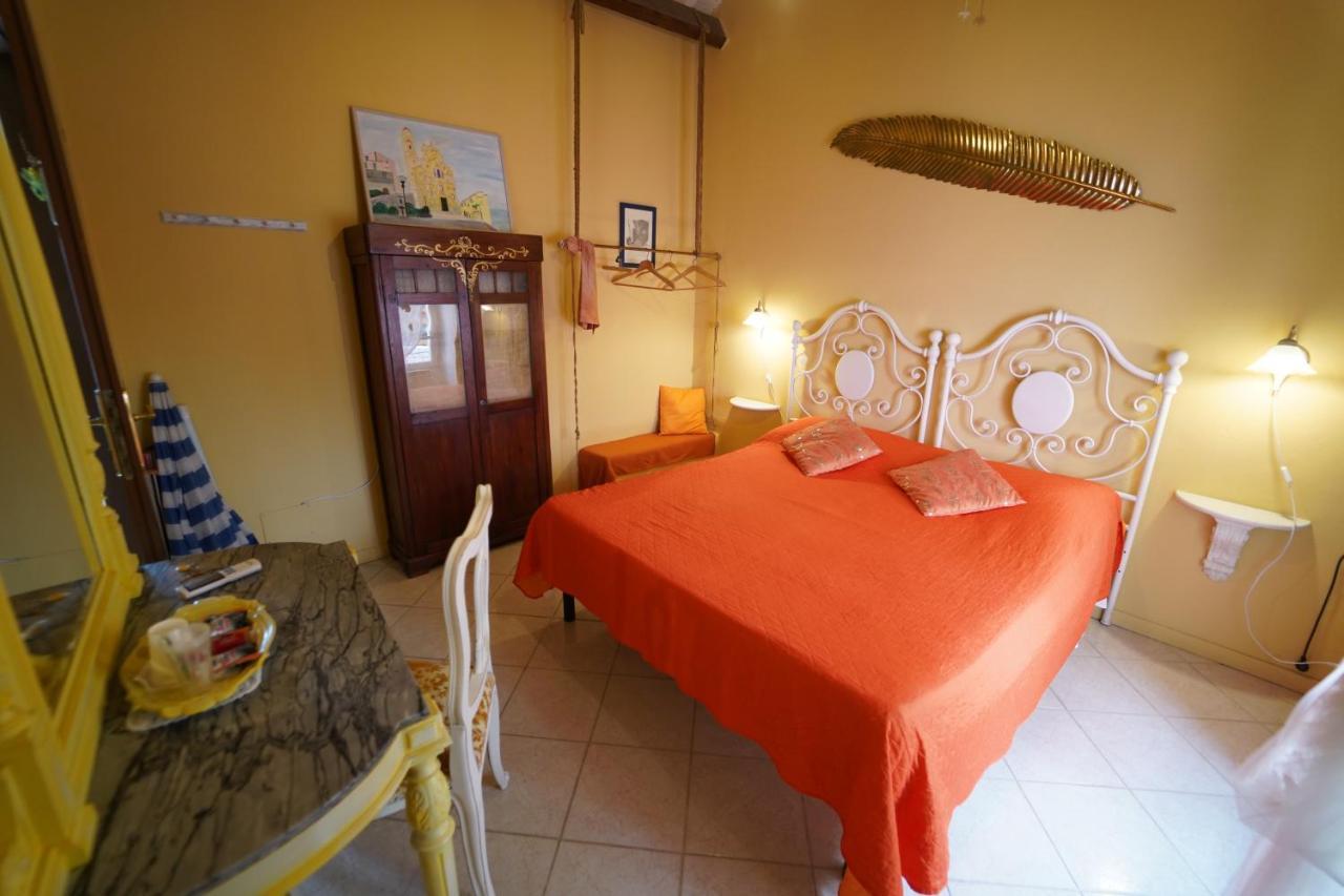 Camera Nel Borgo Medievale Di Cervo - Lenottimediterranee Luaran gambar